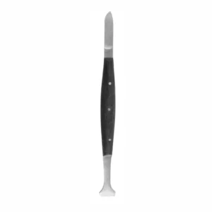 Plaster knives with wooden handle